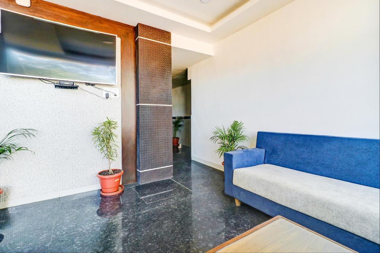 Fabhotel Pishori Inn Ιντόρ Εξωτερικό φωτογραφία
