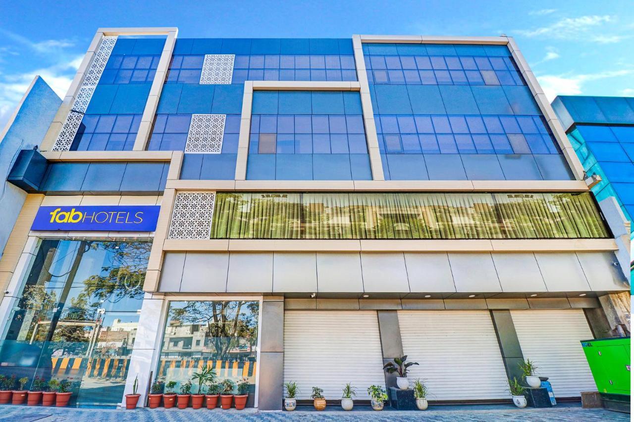 Fabhotel Pishori Inn Ιντόρ Εξωτερικό φωτογραφία