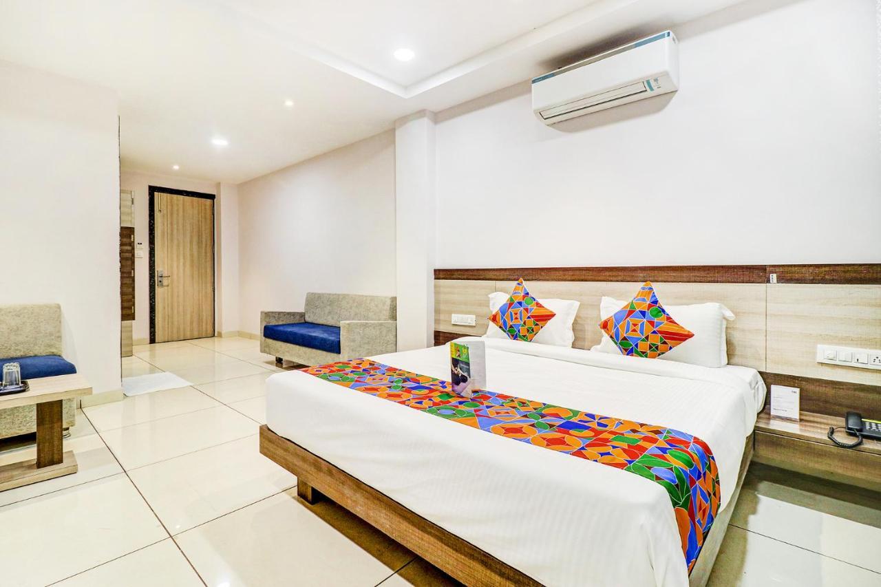 Fabhotel Pishori Inn Ιντόρ Εξωτερικό φωτογραφία