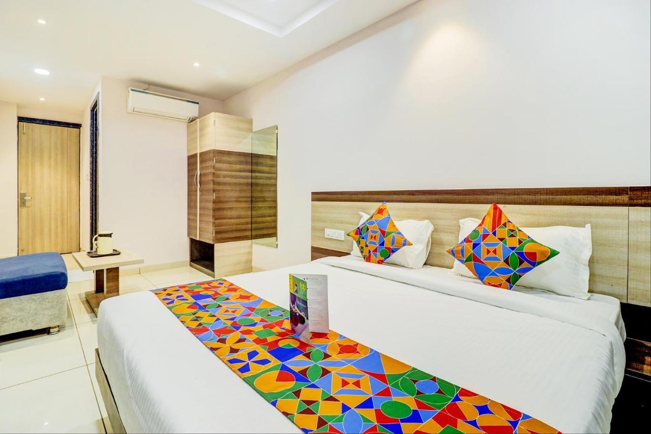 Fabhotel Pishori Inn Ιντόρ Εξωτερικό φωτογραφία